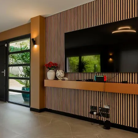 House With Pool And Panoramic View Of Bilbao Holiday home Bilbao