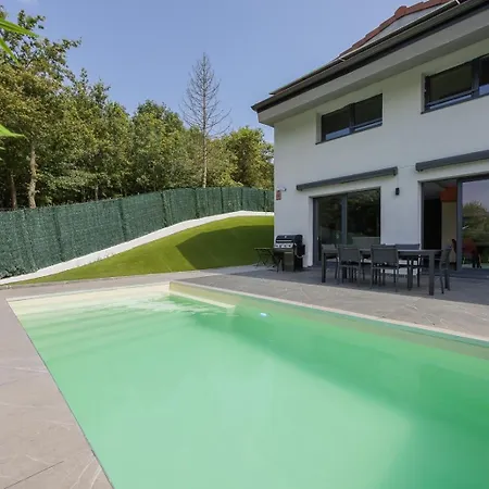 Chalet Con Piscina Climatizada Y Vistas A Bilbao *