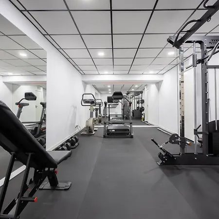 Будинок відпочинку House With Pool And Panoramic View Of