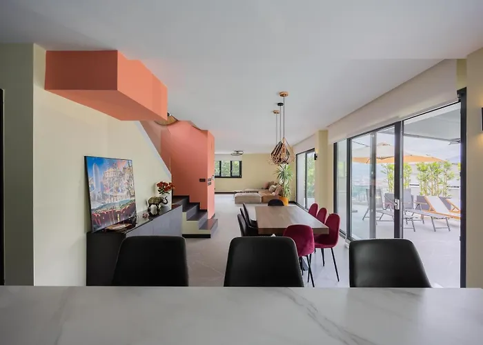 House With Pool And Panoramic View Of * Bilbao