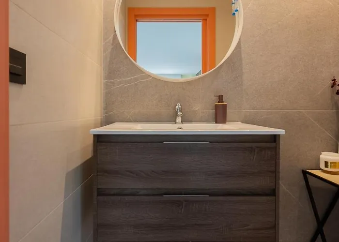 House With Pool And Panoramic View Of בילבאו