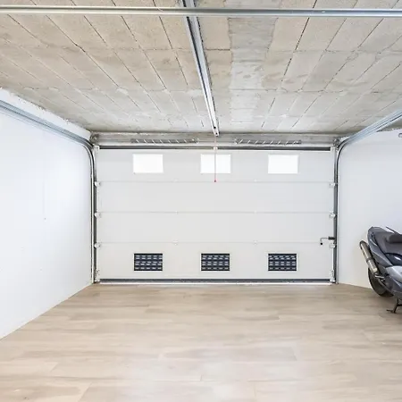 House With Pool And Panoramic View Of Nyaraló Bilbao