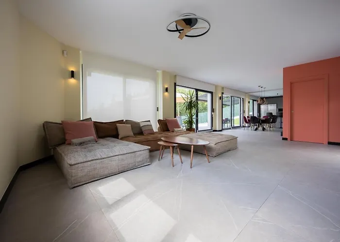 Hébergement de vacances House With Pool And Panoramic View Of Bilbao